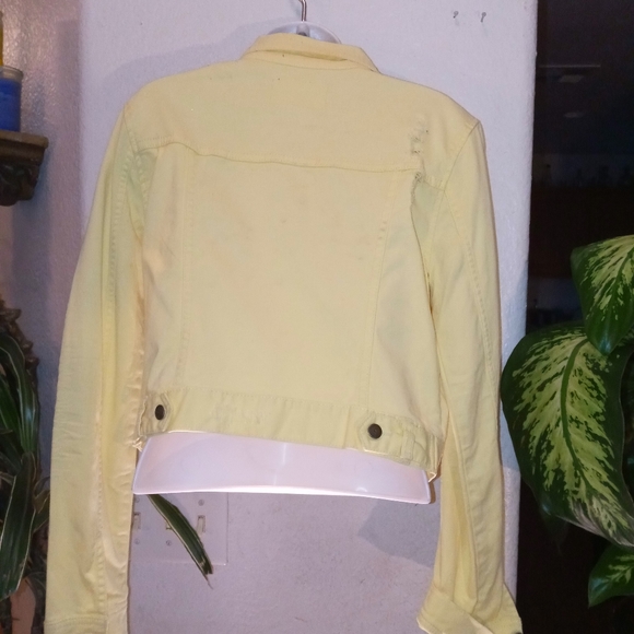 Yellow demin jacket - Picture 2 of 4